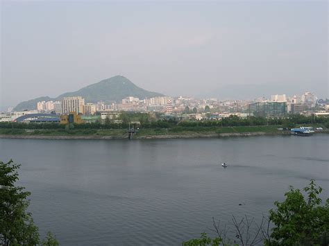 춘천 데이트: 물과 바람의 도시에서의 로맨틱한 시간